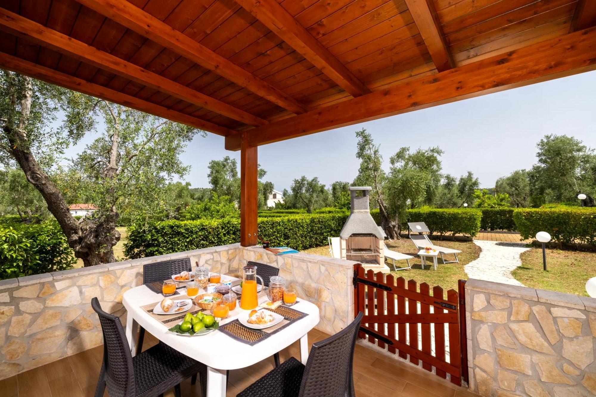 Agriturismo I Tesori Del Sud Vieste, Puglia Екстериор снимка