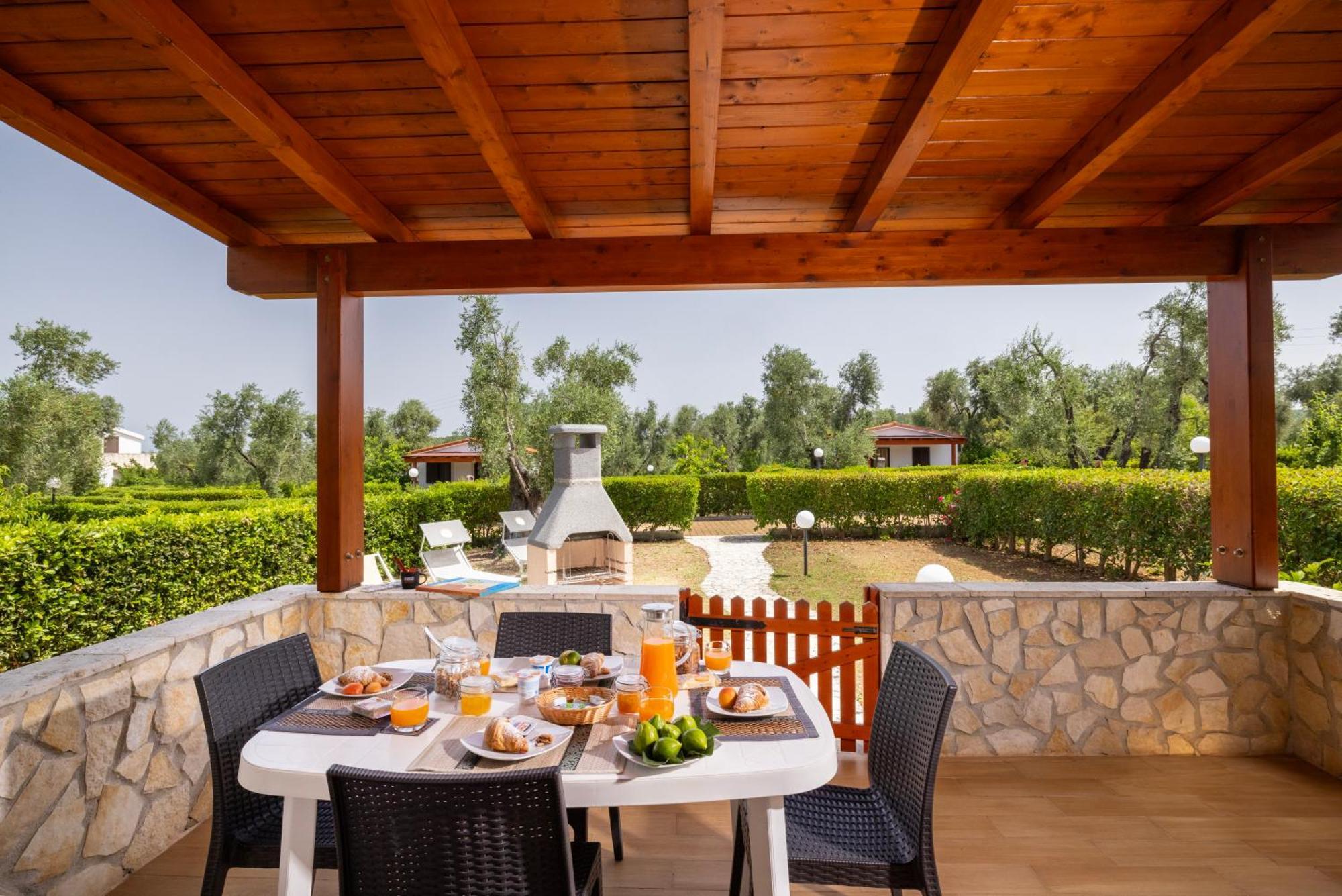 Agriturismo I Tesori Del Sud Vieste, Puglia Екстериор снимка